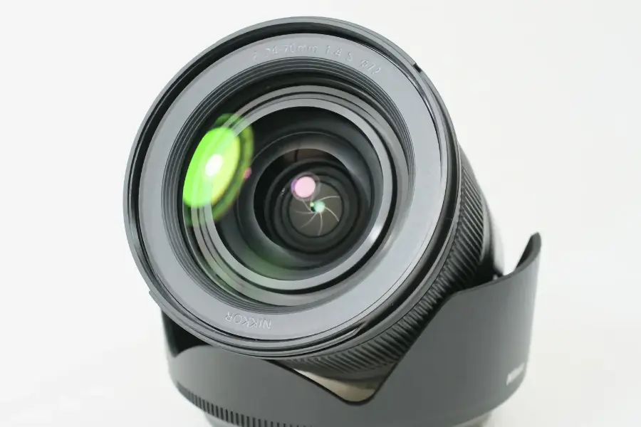 Nikon Z 24-70mm f/4 S : Meilleur Qualité-Prix_01