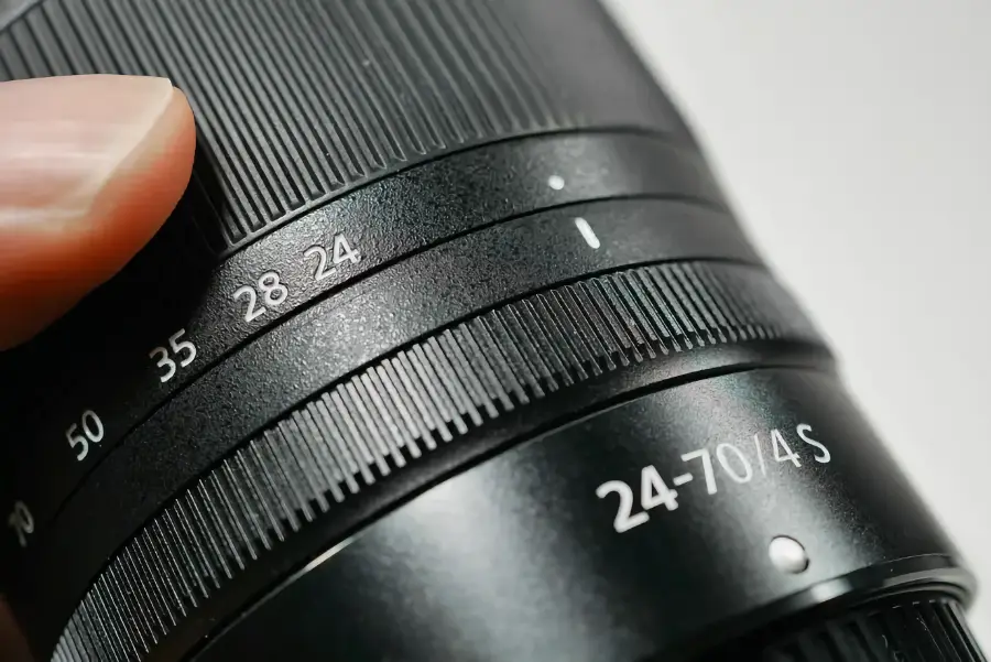 Nikon Z 24-70mm f/4 S : Meilleur Qualité-Prix_01