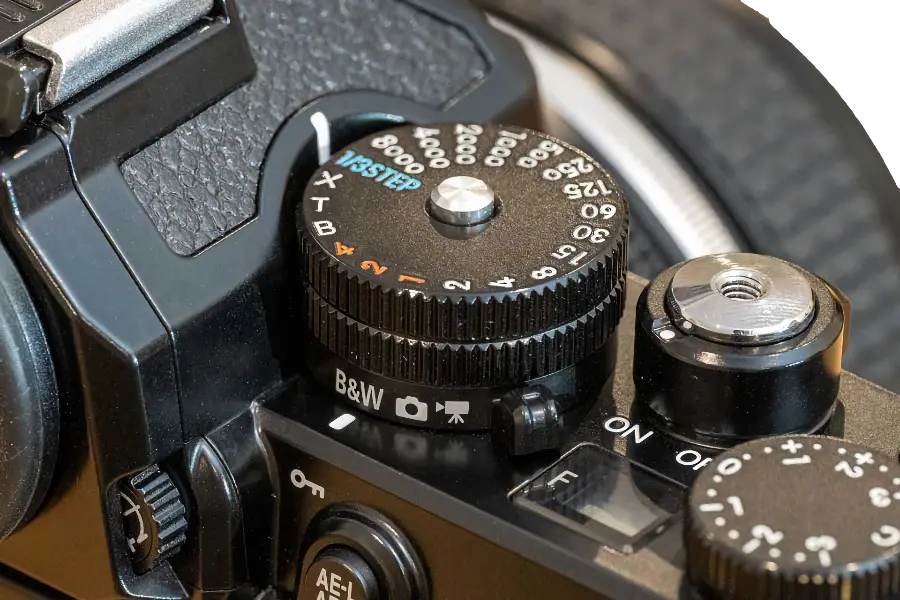 รีวิว Nikon Zf: สไตล์ย้อนยุค ประสิทธิภาพมิเรอร์เลสทันสมัย_01
