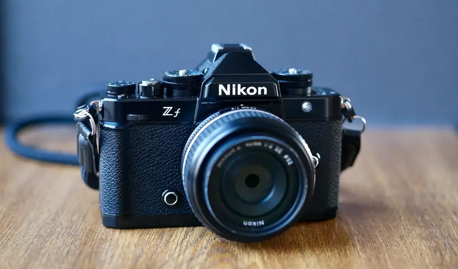 รีวิว Nikon Zf: สไตล์ย้อนยุค ประสิทธิภาพมิเรอร์เลสทันสมัย_01