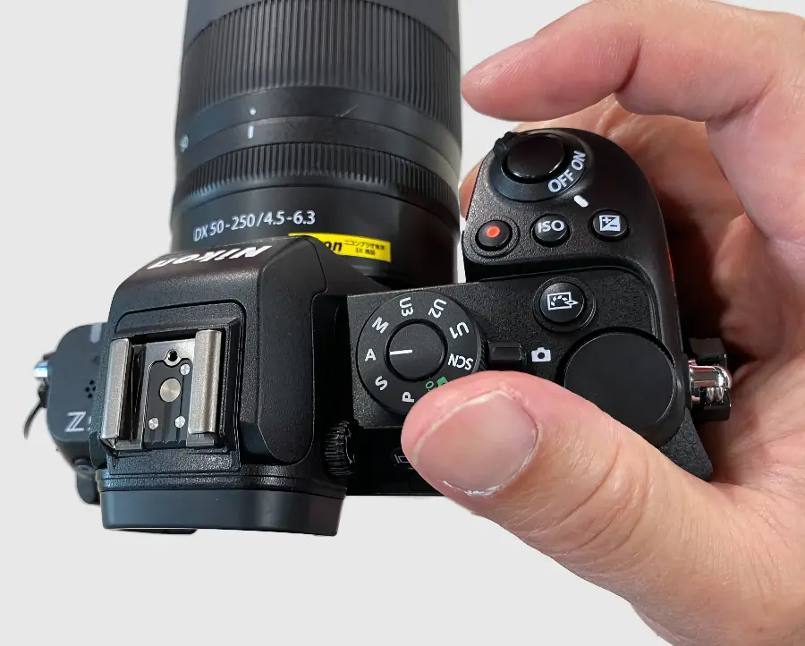 Nikon Z50 II: กล้องไฮบริด APS-C ที่ดีที่สุดของปี 2025?_01