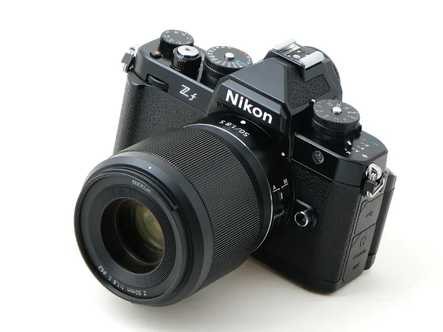 รีวิว Nikon Zf: สไตล์ย้อนยุค ประสิทธิภาพมิเรอร์เลสทันสมัย_01